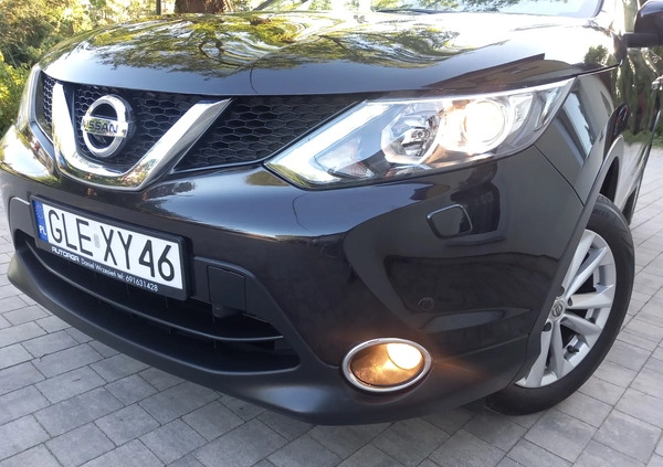 Nissan Qashqai cena 46777 przebieg: 182000, rok produkcji 2016 z Lębork małe 211